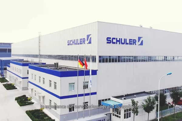 在拍攝制作宣傳片如何正確使用搖臂技巧？